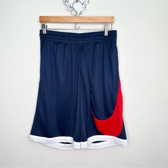 NWT Nike Dri-FIT Basketball Shorts - Picture 3 of 9